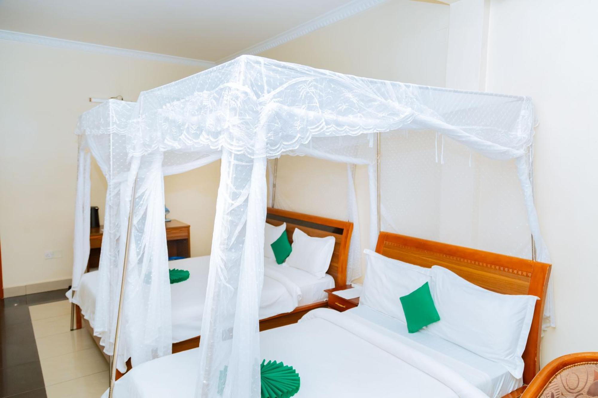 Five To Five Hotel Kigali Exterior photo
