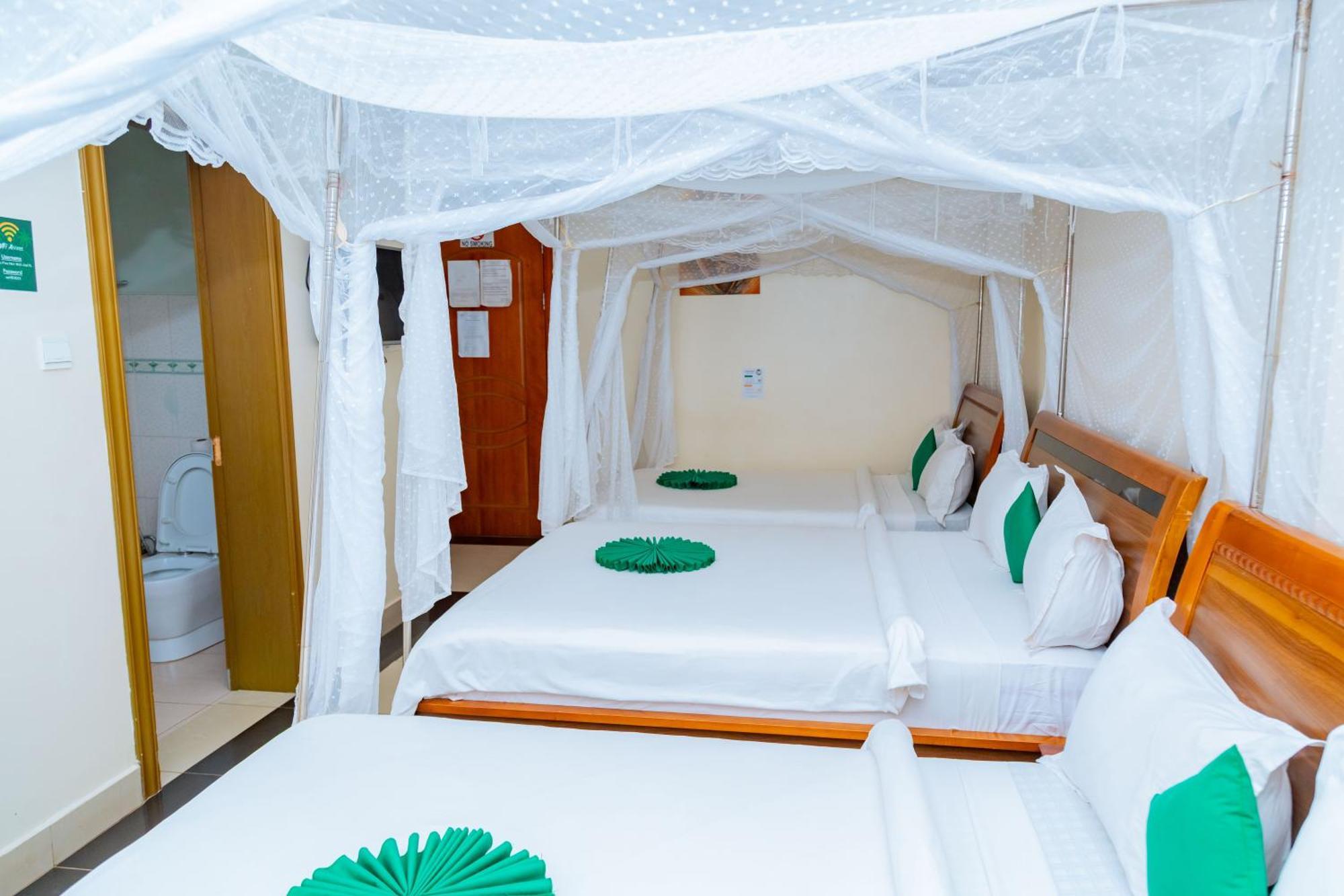 Five To Five Hotel Kigali Exterior photo