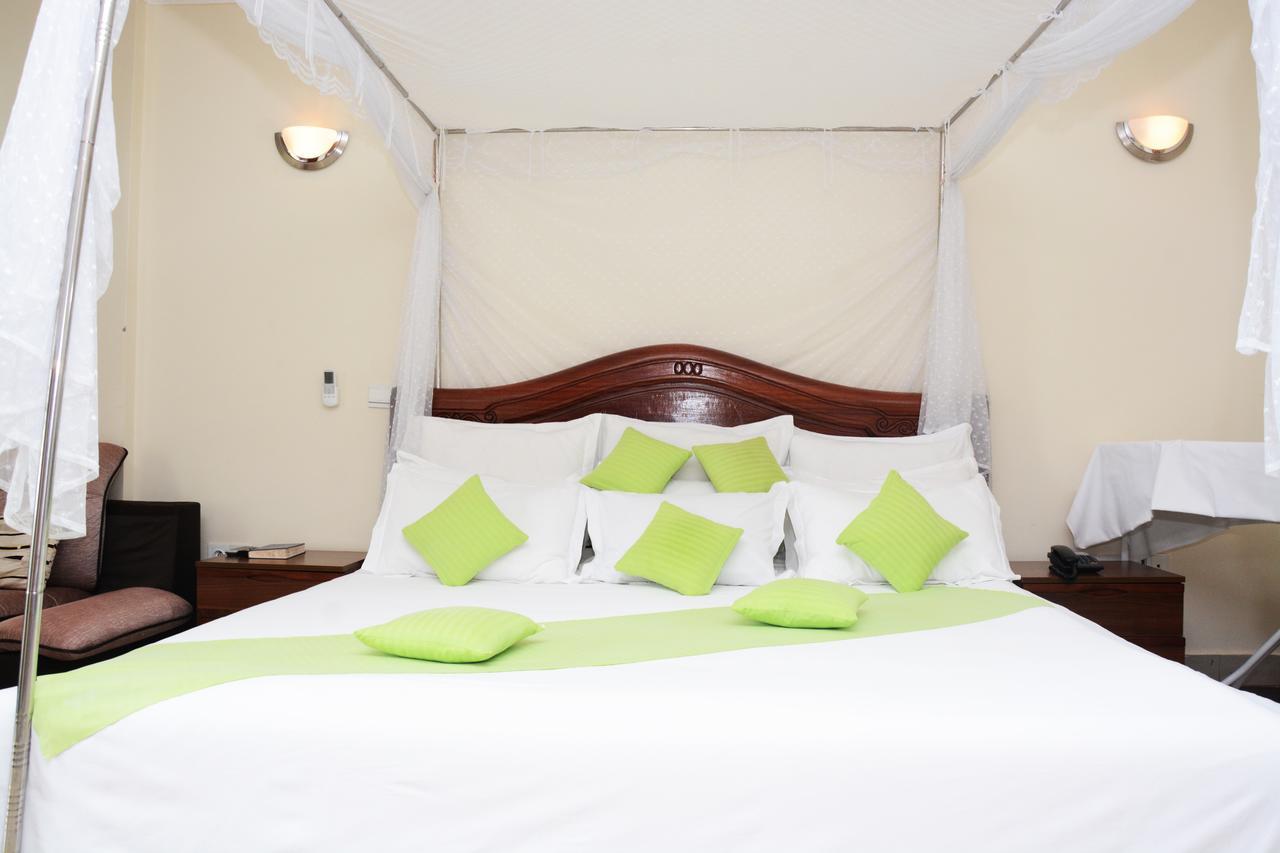 Five To Five Hotel Kigali Exterior photo